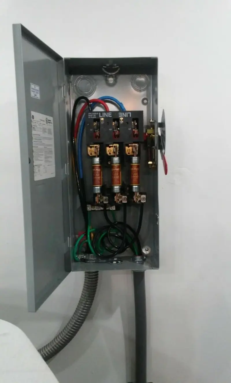 Three-phase disconnect switch installed for Electrical Wiring & Rewiring in Gladstone